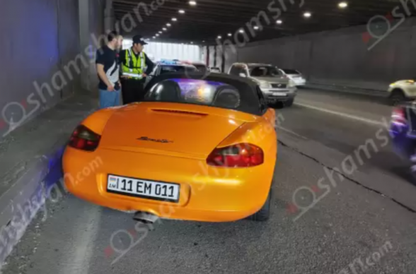 23-ամյա վարորդը «Porsche»-ով Հերացու թունելում վթարի է ենթարկվել