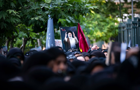 В Иране завершается прощание с погибшим президентом Раиси