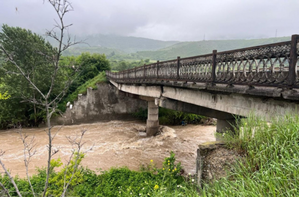 Վանաձոր-Ալավերդի-Այրում-Բագրատաշեն ճանապարհը և Խաշթառակ, Լուսահովիտ գյուղեր տանող կամուրջը փակ են