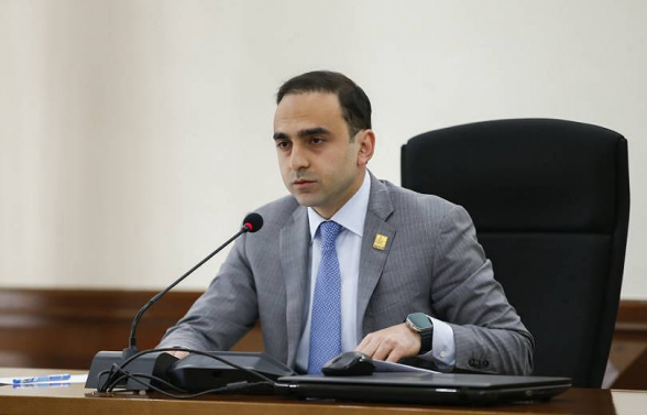 Ավինյանը 650 հազար դոլարով առանձնատուն է գնել, ապա կողքի հողը միացրել (տեսանյութ)