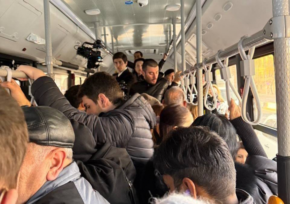 С раннего утра представители движения «Мать Армения» и граждане бойкотируют подорожание транспорта (видео)