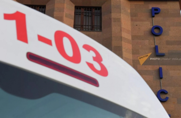 Երևանում բախվել են հիվանդ տեղափոխող շտապօգնության ավտոմեքենան, «Ford Fusion»-ը և «Mazda»-ն