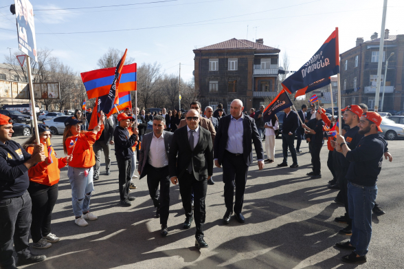 Блок «Мать Армения» представил в Гюмри свою предвыборную программу (фоторяд)