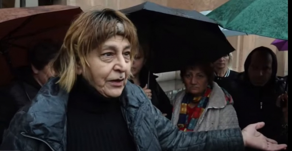 «Авинян нас обманул»: акция протеста жителей квартала Вардашен перед мэрией Еревана (видео)