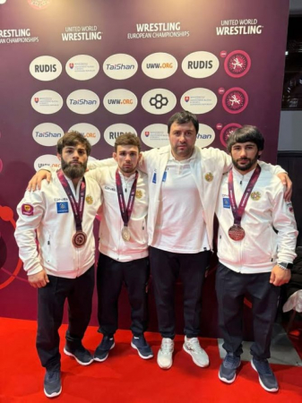 Сборная Армении по вольной борьбе заняла 5-ое место в общекомандном зачете на чемпионате Европы