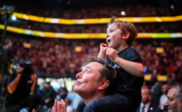 WSJ узнала о плане Маска заселить Землю людьми с «высоким интеллектом»