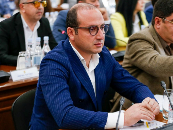 ՔՊ-ն իր ամբողջ «աստղաբույլով» է կանգնած թանկացումների հիթ շքերթի հետևում (տեսանյութ)