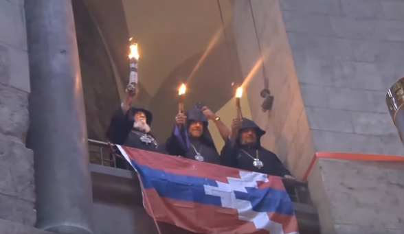 Флаг Арцаха в храме Гроба Господня