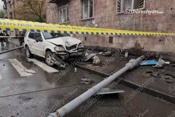 Երևանում «Mercedes»-ը վրшերթի է ենթարկել ընտանիքի 4 անդամի