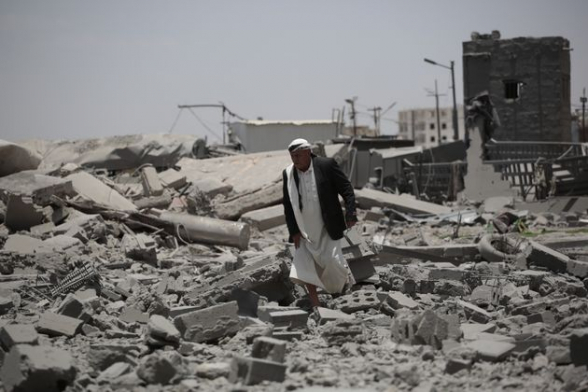 Число погибших при ударе США по центру мигрантов в Йемене возросло до 68