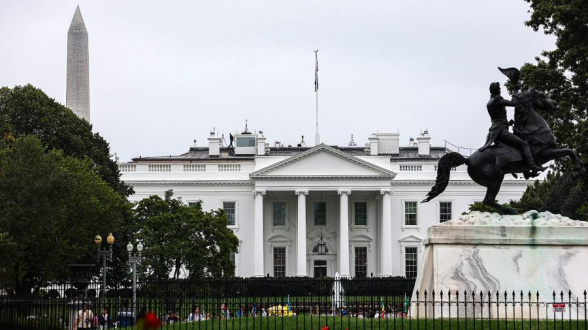 США не могут позволить себе спонсировать Европу из-за госдолга в $33 трлн – Майк Уолтц