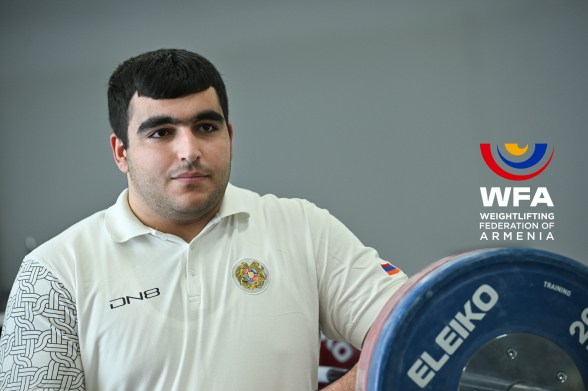 Арутюн Ованнисян взял серебро на юношеском чемпионате мира по тяжелой атлетике