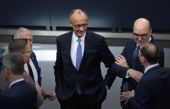 Фридрих Мерц приведен к присяге в качестве канцлера Германии