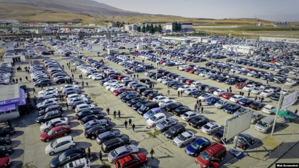 Грузия запретила россиянам и белорусам вывозить автомобили из страны