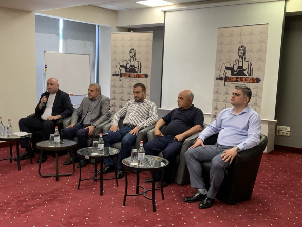 Обсуждение, инициированное движением «Мать Армения», на тему проблем малого и среднего бизнеса (видео)