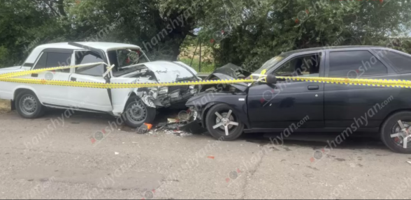 Արմավիրի մարզում ճակատ ճակատի բախվել են «Լադա»-ն և «ՎԱԶ 2107»-ը․ կա 4 վիրшվոր