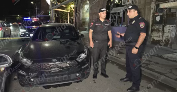 Երևանում 19-ամյա վարորդը «Kia»-ով վրաերթի է ենթարկել 3 անչափահասների և բախվել «Opel»-ի․ վիրավորները, ովքեր համադասարանցիներ են, տեղափոխվել են հիվանդանոց