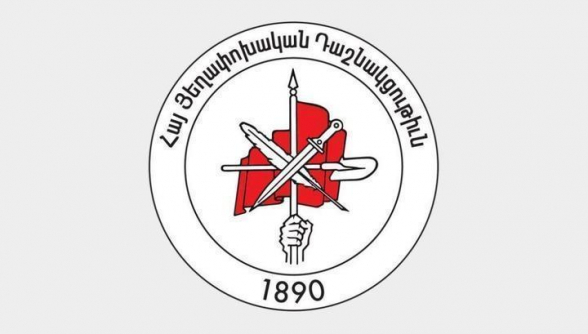 ՀՅԴ Բյուրոն իր անվերապահ աջակցությունն է հայտնում Հայ Առաքելական Սուրբ Եկեղեցուն. հայտարարություն