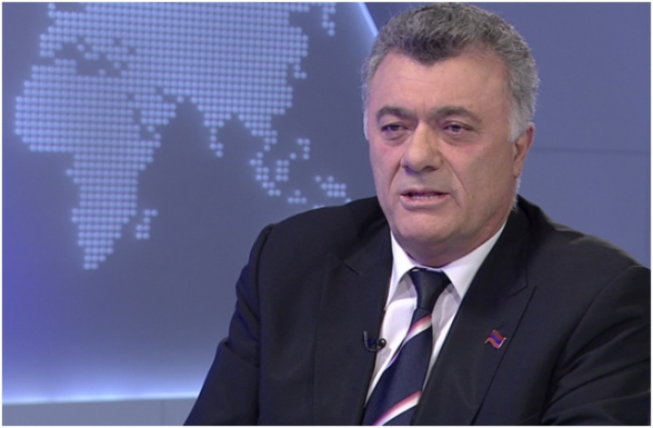 Նիկոլ, դու ոչ միայն թրքաբարո վիժվածք ես, նաև հոգեխանգարված իշխանատենչ սրիկա ես