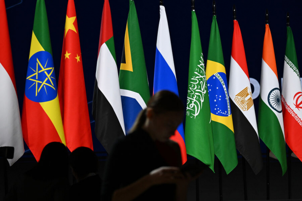 Крупнейшие экономики мира переключаются на торговлю с БРИКС – NYT