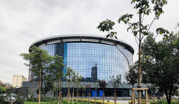 Կրկեսի շենք-շինություններն ու հողամասը բռնագանձելու համար Պետգույքի կառավարման կոմիտեն դատական վեճ է սկսել. Hetq.am