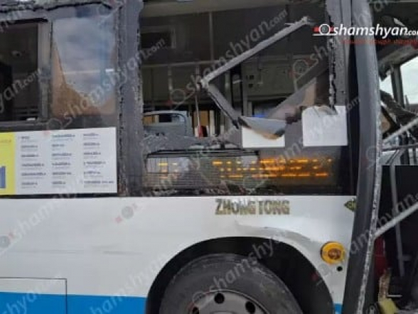 9 և 10 տարեկան երեխաները քարեր են նետել փողոց, որն էլ դիպել է թիվ 31 երթուղու ավտոբուսին և կոտրել դռան ապակին