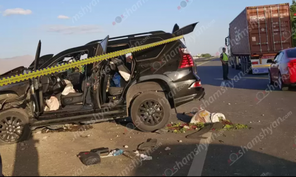 Արարատի մարզում «Lexus»-ի մասնակցությամբ խոշոր ավտովթարի հետևանքով հիվանդանոց տեղափոխված 3-ամյա աղջնակի կյանքը բժիշկներին չի հաջողվել փրկել