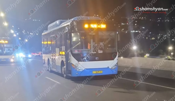 Սարալանջի փողոցում բախվել են «Zhong Tong» ավտոբուսները