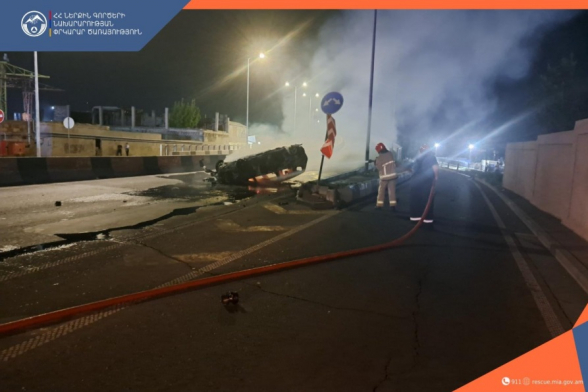 Արտաշատի խճուղում ավտոմեքենա է այրվել