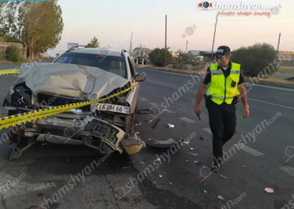 Պռոշյանում 40-ամյա վարորդը «Volvo»-ով բախվել է ճանապարհի թույլատրելի հատվածում կայանված թիվ 520 երթուղին սպասարկող «ГАЗель»-ին․ կան վիրшվորներ