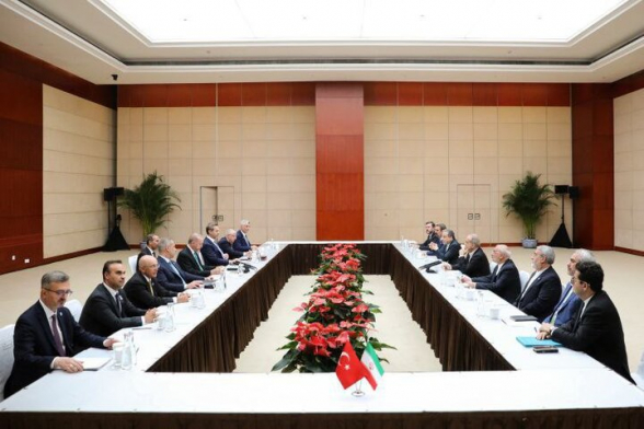 Пезешкиан заявил Эрдогану о недопустимости иностранного военного присутствия на Южном Кавказе