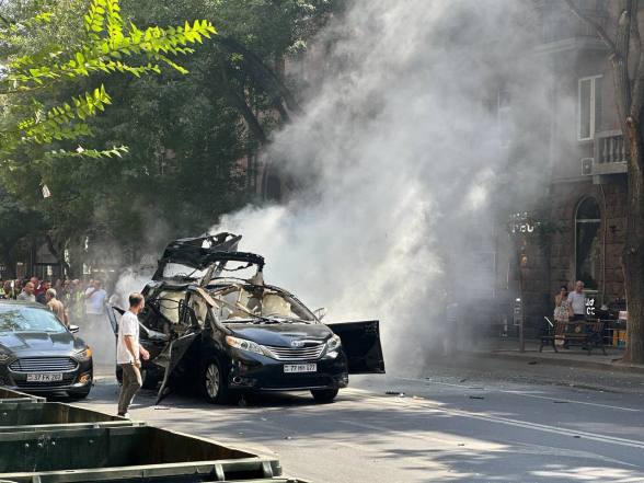 Մանրամասներ՝ Ամիրյան փողոցում տեղի ունեցած ավտոմեքենայի պայթյունից
