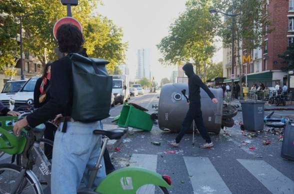 Փարիզում ցուցարարները փողոցներ են փակել