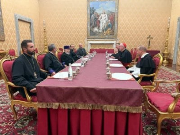 Католикос всех армян Гарегин II встретился с кардиналами ряда структур Ватикана: он поднял важные для армян вопросы