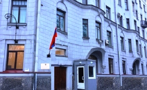 Экс-сотрудник Росимущества Борис Авакян умер в здании консульства Армении