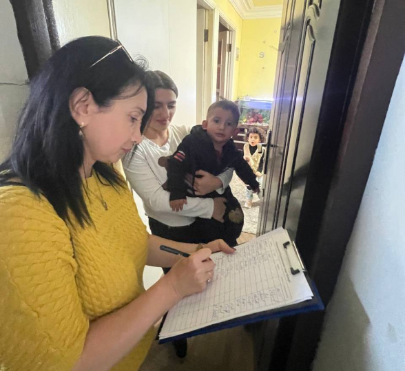 Партия «Мать Армения» продолжает сбор подписей (видео)