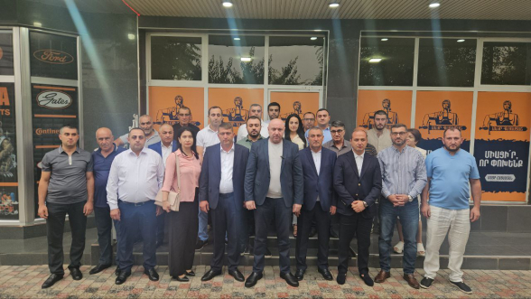 Присоединяйся, чтобы изменить: «Мать Армения» участвует в выборах в Вагаршапате с чётким посылом (видео)