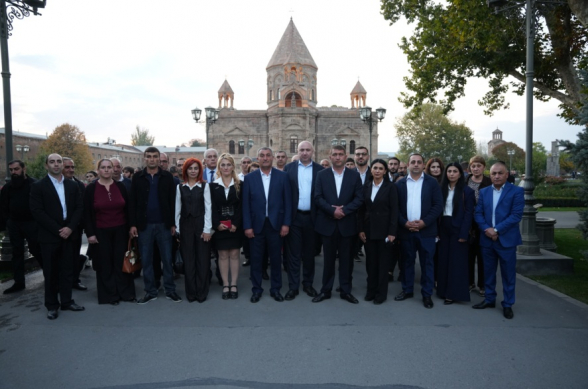 Վաղարշապա՜տ, միացի՜ր, որ փոխենք (տեսանյութ)