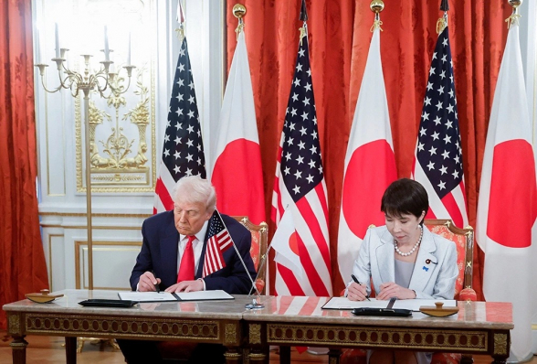 Япония и США подписали соглашение о «новом золотом веке» отношений