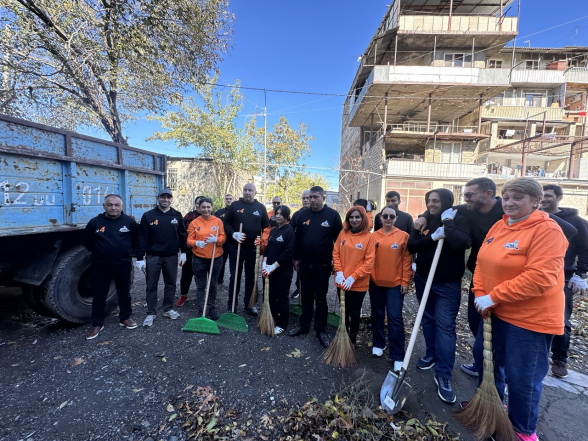 «Чистый Вагаршапат»: партия «Мать Армения» начинает серию акций (видео)