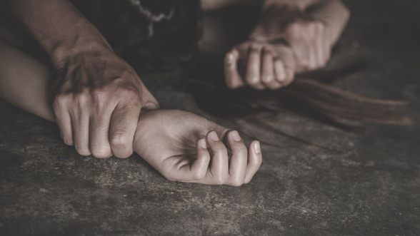 Во Франции любое сексуальное действие без согласия признали изнасилованием