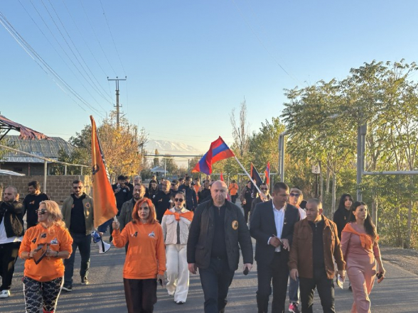 Դո՛ւրս շպրտեք ձեր գրպանից այդ թալանչիներին․ Անդրանիկ Թևանյան (տեսանյութ)