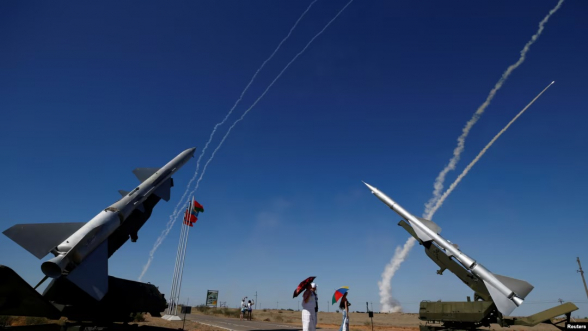 Венесуэла попросила у России ракеты и самолеты для противостояния США