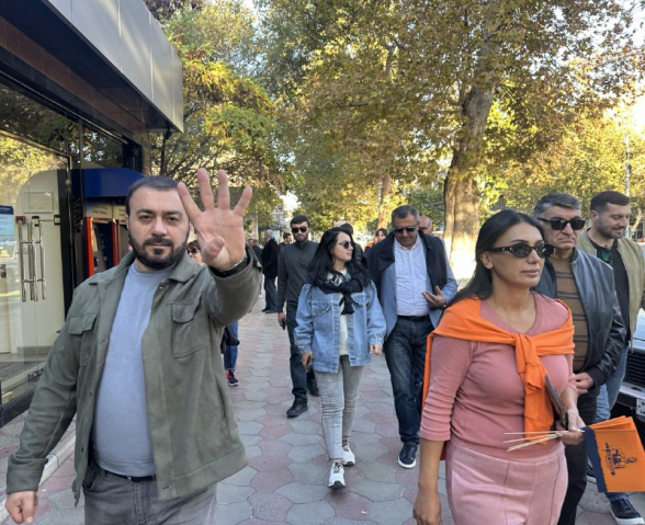 Голосуя за №7, вы отдаёте голос Пашазаде, а голосуя за №4 – Первопрестольному Эчмиадзину – Манук Сукиасян (видео)