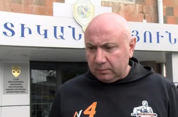 Սվինների վրա նստած իշխանիկ է Նիկոլը, վախենում է Սահակաշվիլիի ճակատագրից. Անդրանիկ Թևանյան (տեսանյութ)