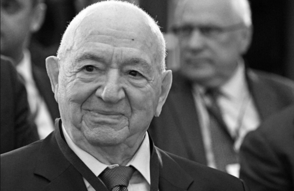 100 տարեկանում կյանքից հեռացել է Նիկիտա Սիմոնյանը