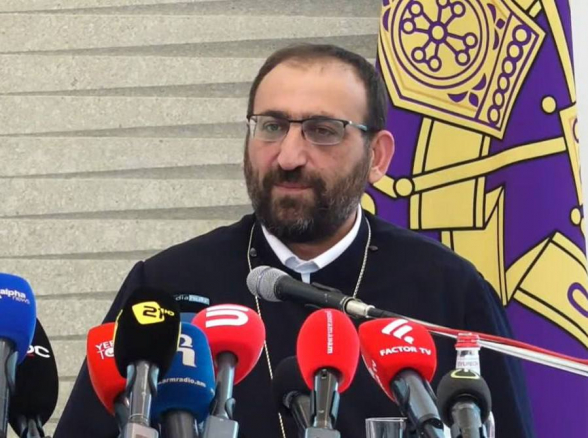 Потеря достоинства армянского народа будет продолжаться, пока мы не откажемся от этой власти – Аршак Србазан (видео)