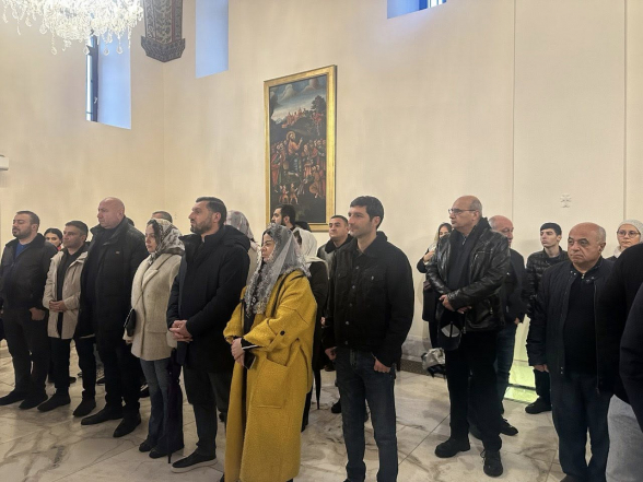«Мать Армения» приняла участие в литургии в Первопрестольном (фото)