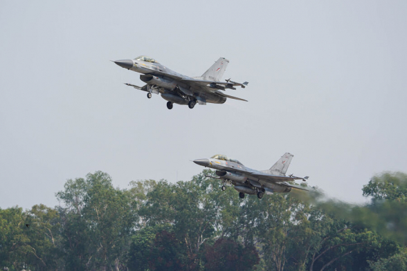 Таиланд нанес авиаудары по позициям Камбоджи