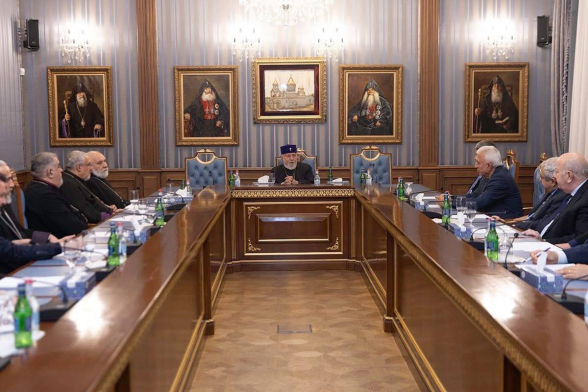 Գերագույն հոգևոր խորհրդի ժողով Մայր Աթոռ Սուրբ Էջմիածնում
